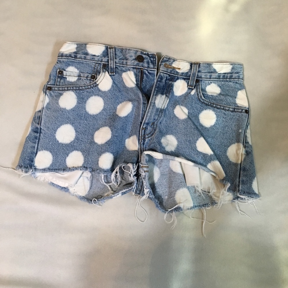 5/25 🌟 Levi cut off shorts